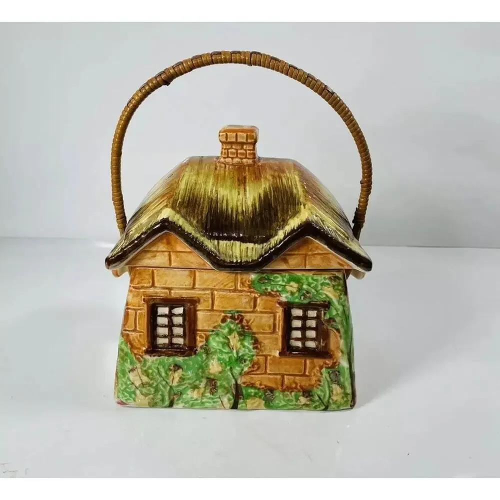 Vintage Occupied Japan Maruto Mu Cottage Ware Biscuit Cookie Jar 1945-1952